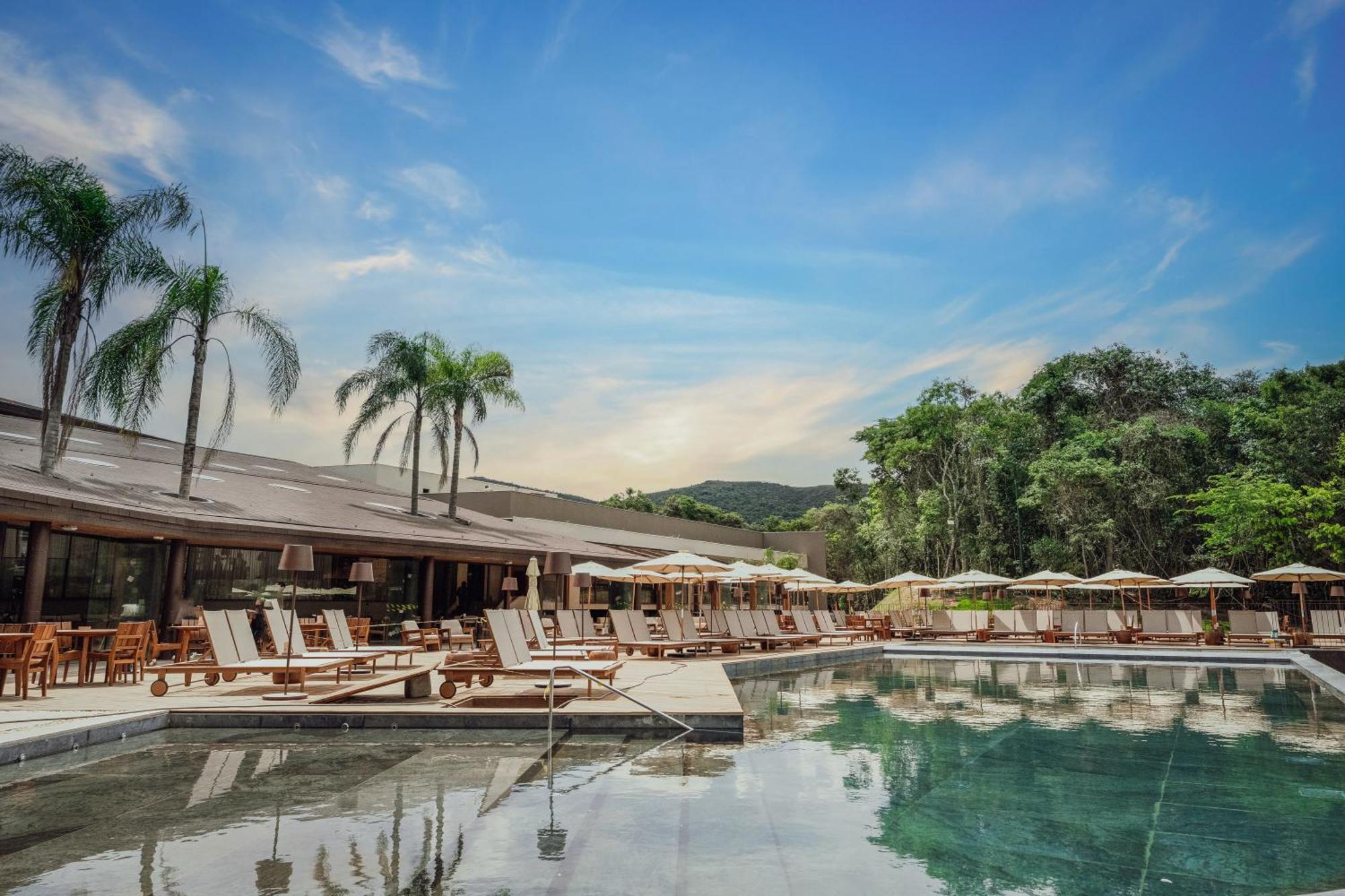 Clara Arte Hotell Brumadinho Exteriör bild
