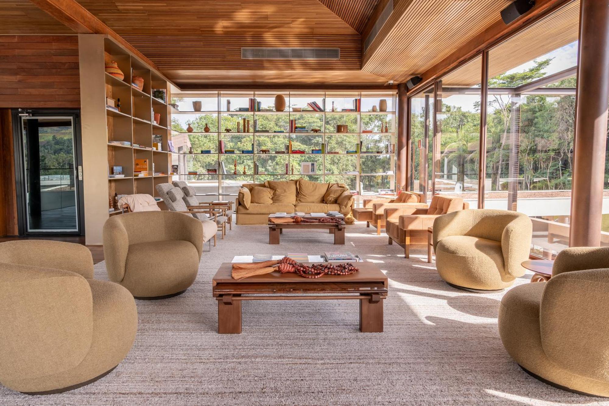 Clara Arte Hotell Brumadinho Exteriör bild